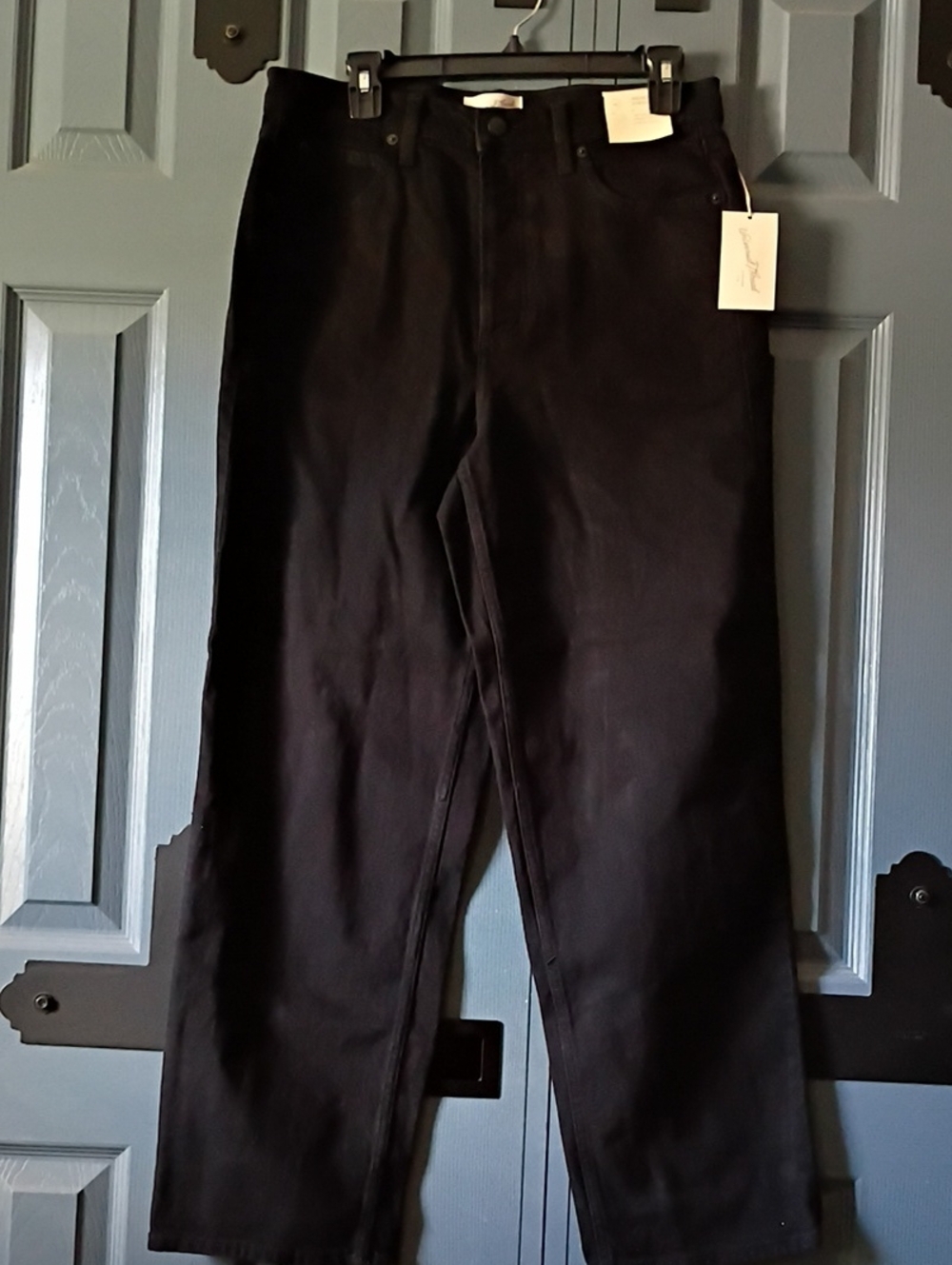 Universal Thread Black Straight-Leg Women’s Jeans